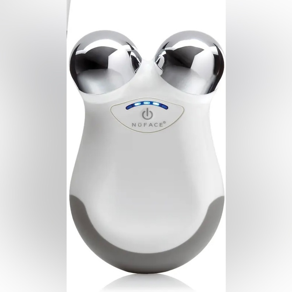 Refreshed NuFACE Mini Device